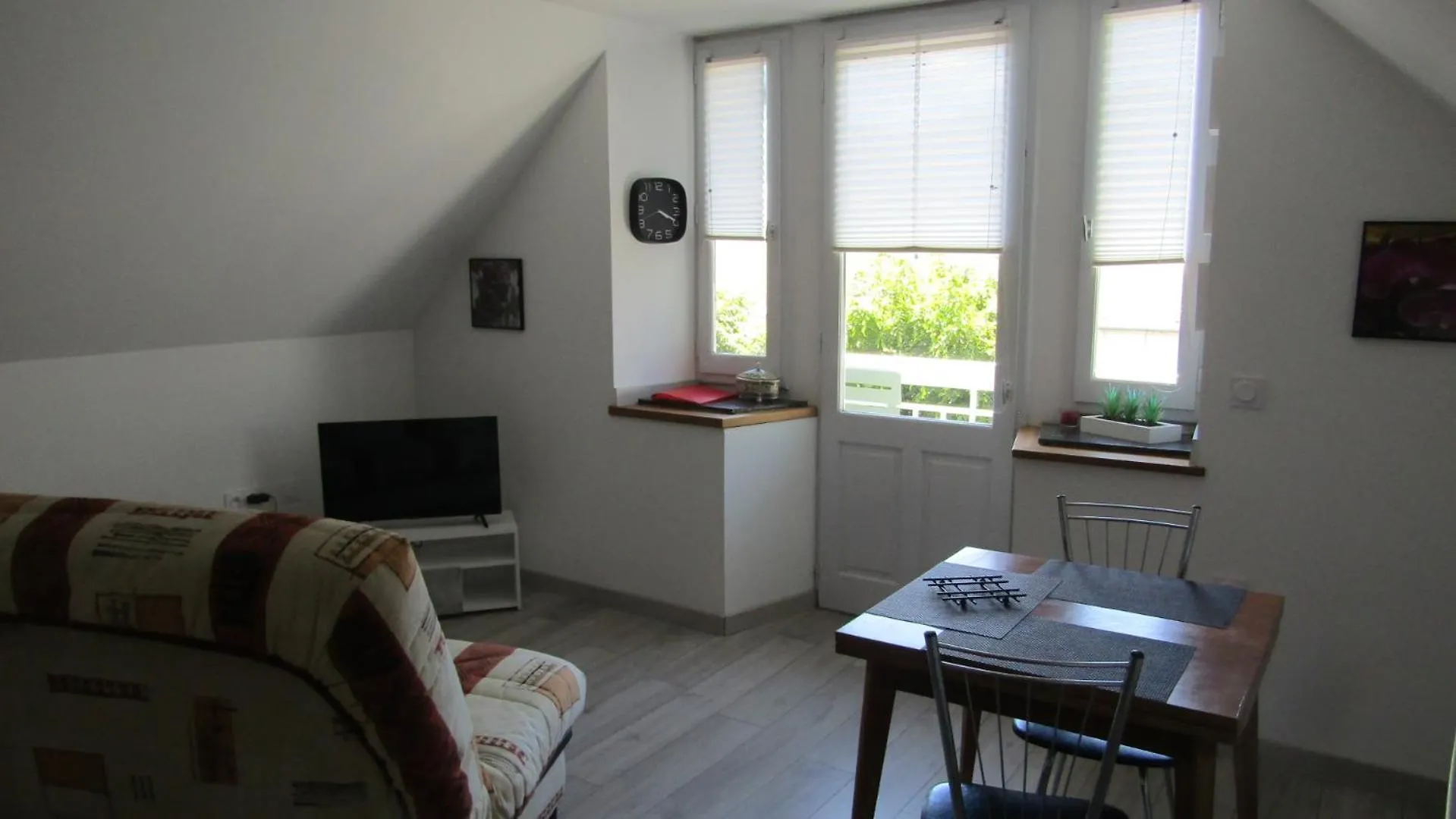 Appartement Les Cactus à Bagnères-de-Bigorre 0*,